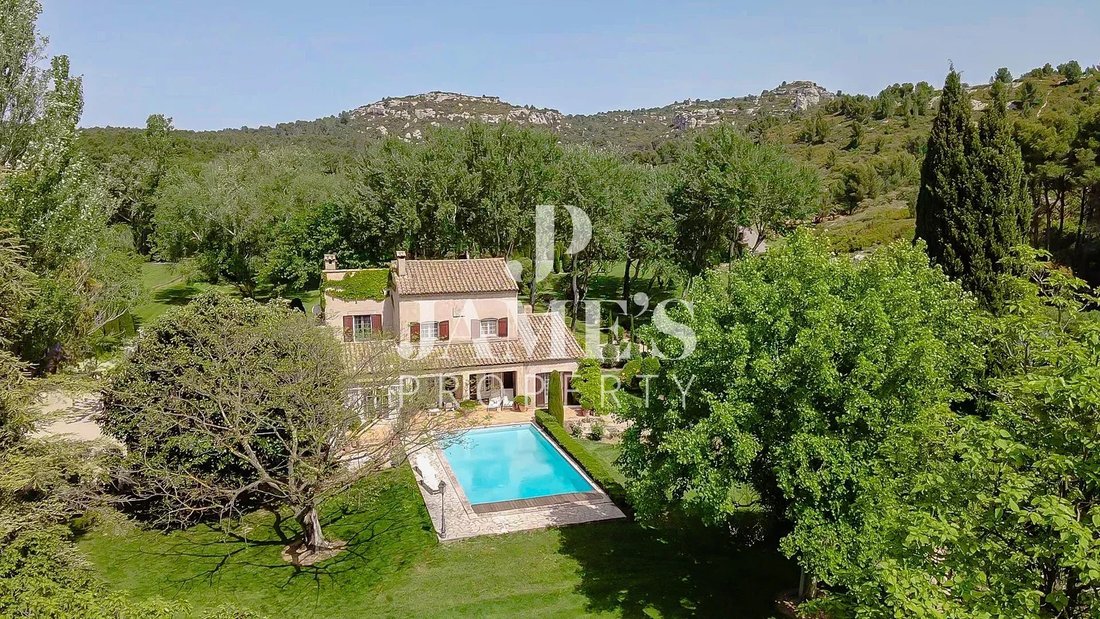 House in Paradou, Provence-Alpes-Côte d'Azur, France 2 - 18413344