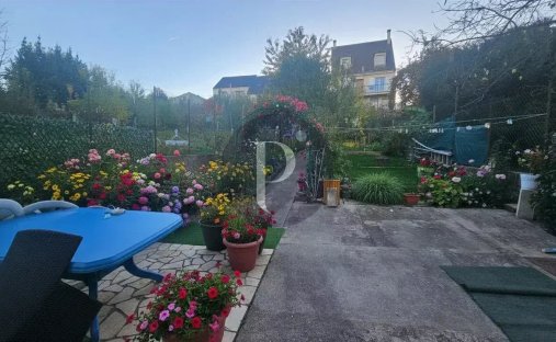House in Vitry-sur-Seine, Ile-de-France, France 1