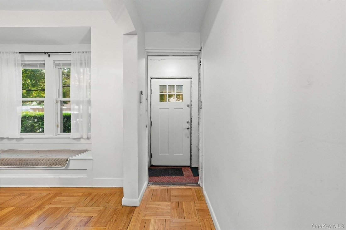 House in Yonkers, New York, United States 4 - 18410097