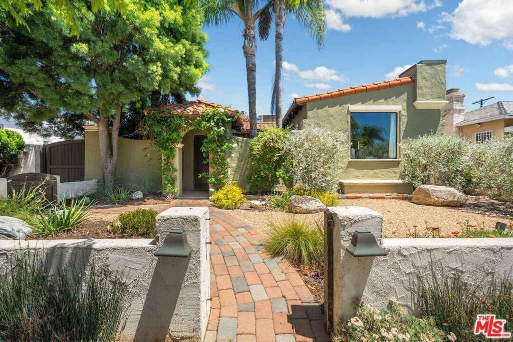 House in Los Angeles, California, United States 1 - 18407677