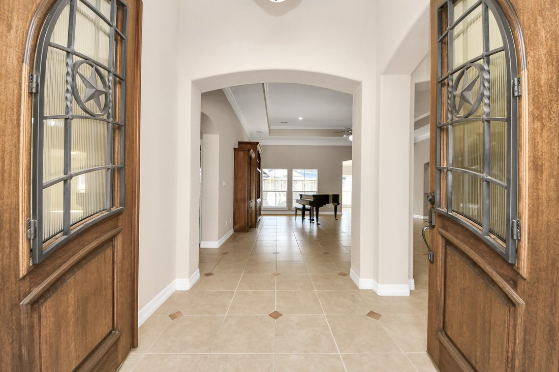 House in Houston, Texas, United States 5 - 18413595