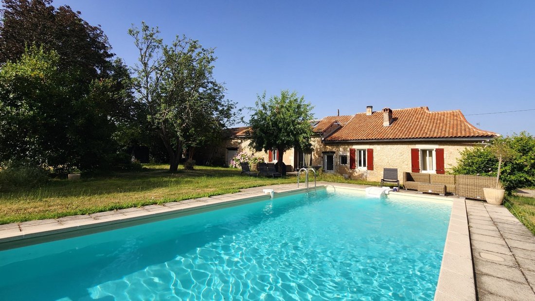 House in Neuvic, Nouvelle-Aquitaine, France 2 - 18298425