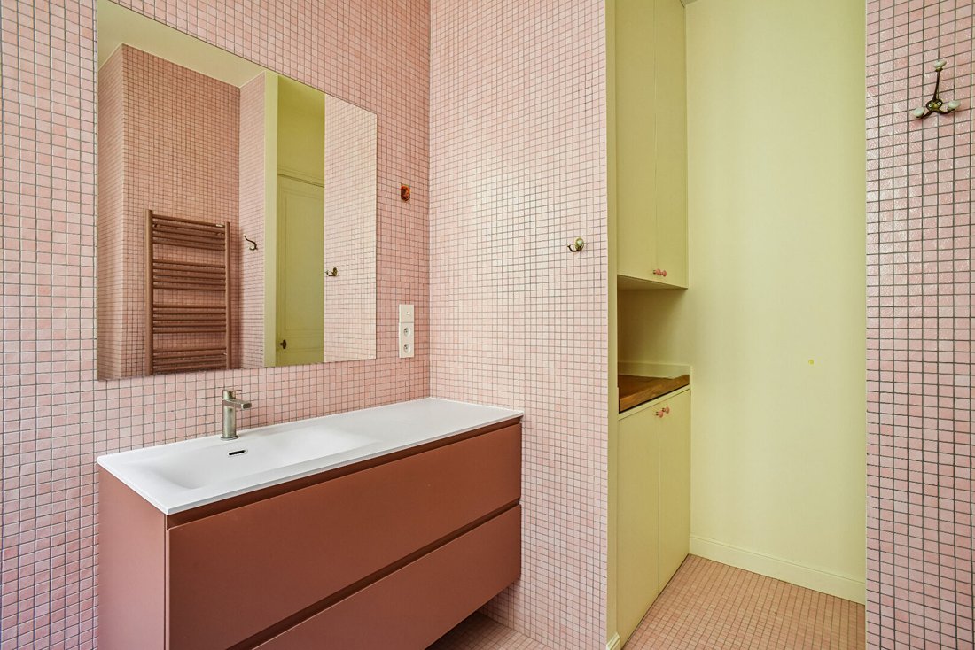 Apartment in Lorette-Martyrs, Paris 9e Arrondissement, Paris 5 - 18403801