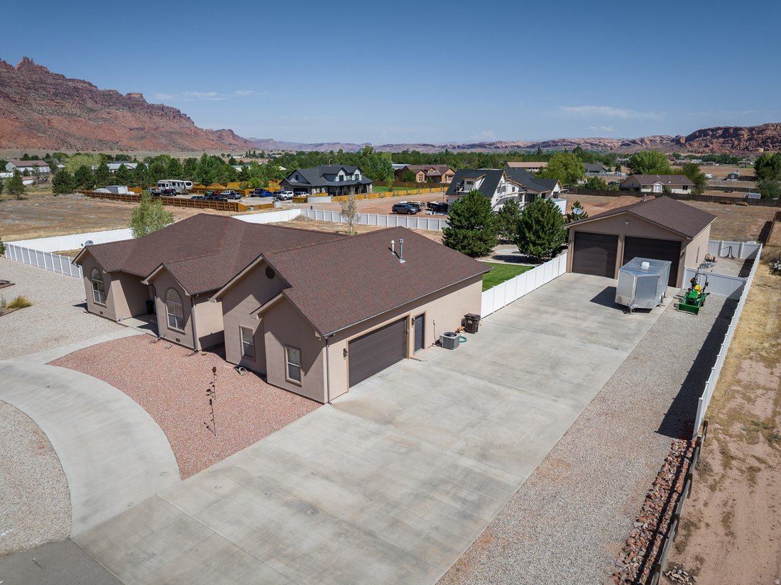 House in Moab, Utah, United States 1 - 18403177