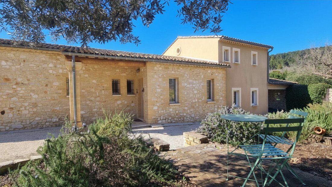 Villa in Uzès, Occitania, France 1 - 18409509
