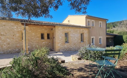 Villa in Uzès, Occitania, France 1