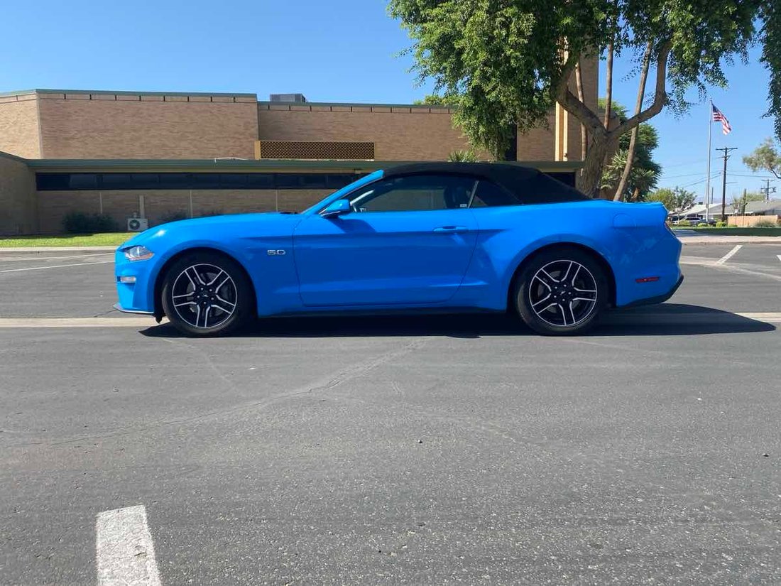 Cabriolet in Scottsdale, AZ, United States 2 - 18412240