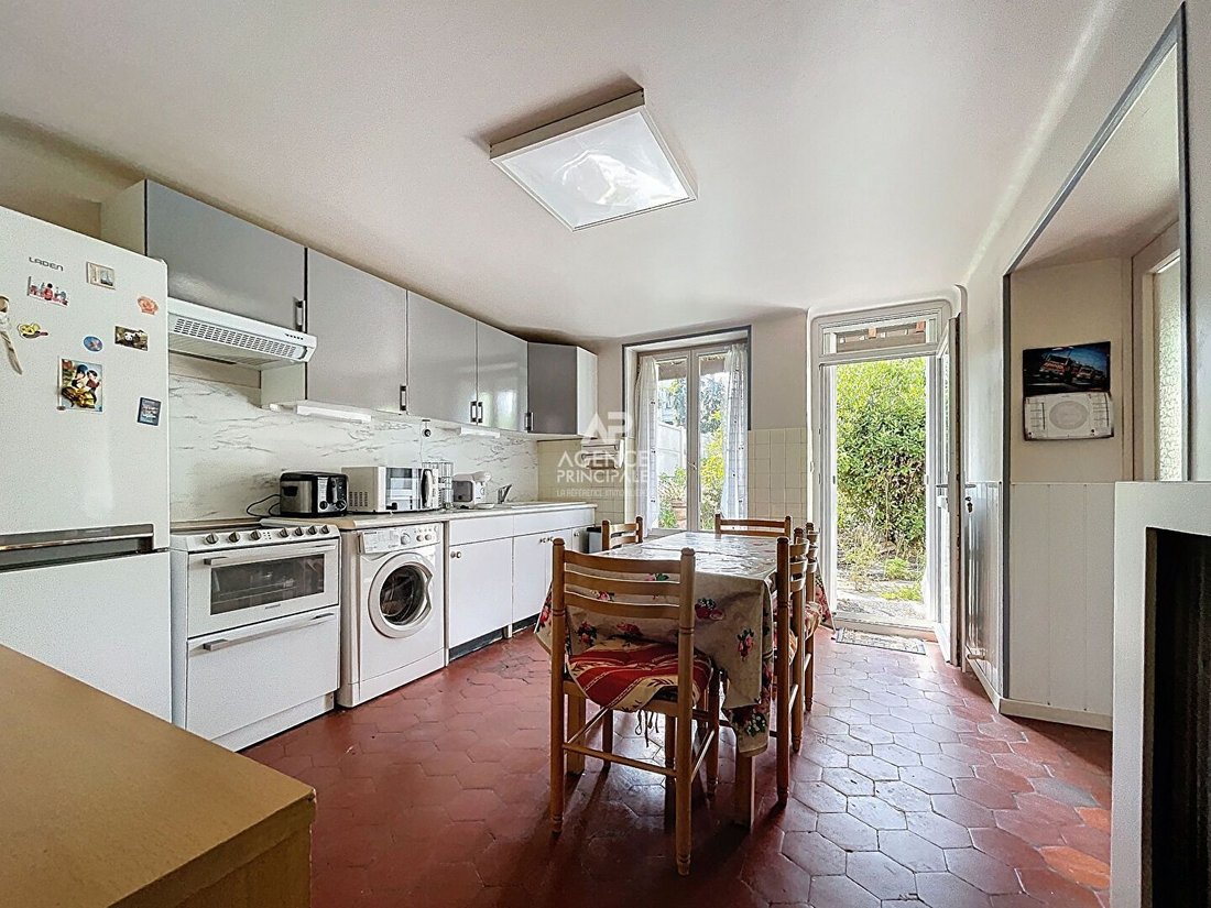 House in Montesson, Ile-de-France, France 2 - 18407487