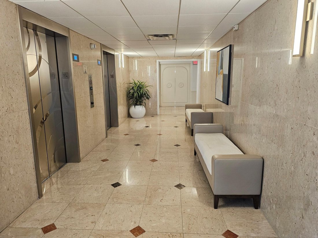 Condo in Fort Lauderdale, Florida, United States 5 - 18413236