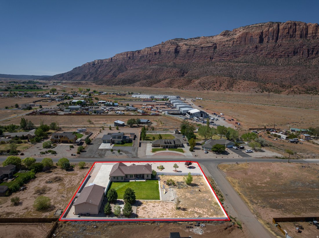 House in Moab, Utah, United States 4 - 18403177