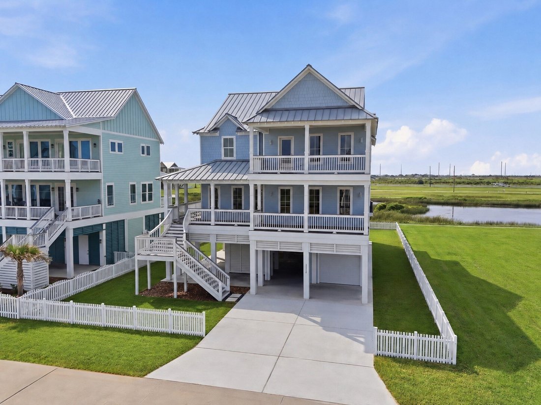 House in Galveston, Texas, United States 3 - 18324709
