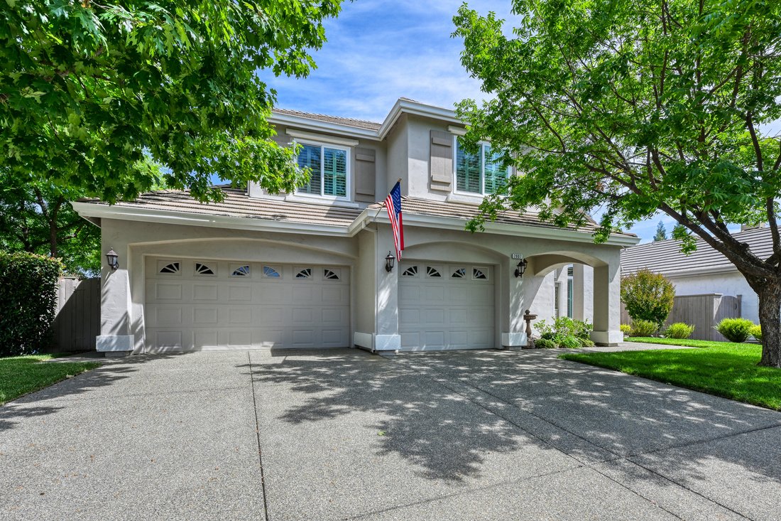 Roseville, California, United States 3 - 18412205