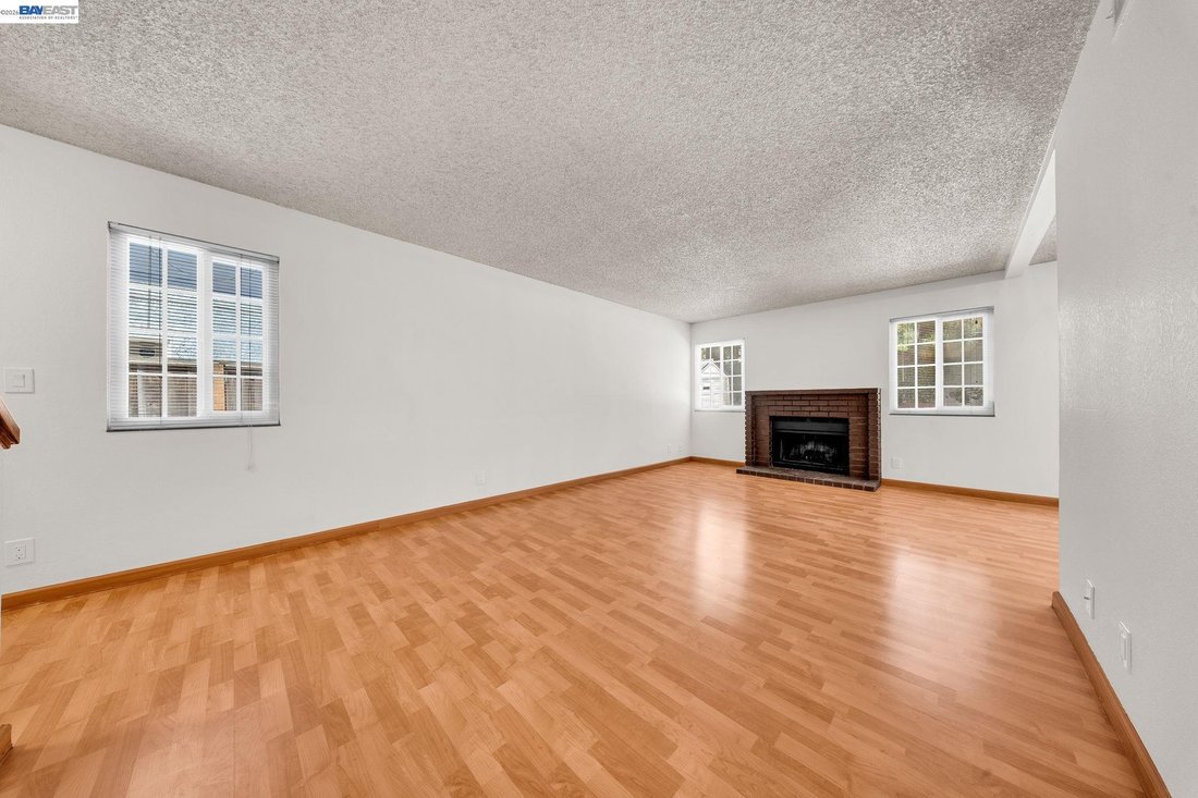 Townhouse in Newark, California, United States 5 - 18407618