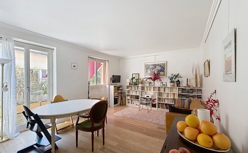 House in Hôtel de Ville, Courbevoie, France 1