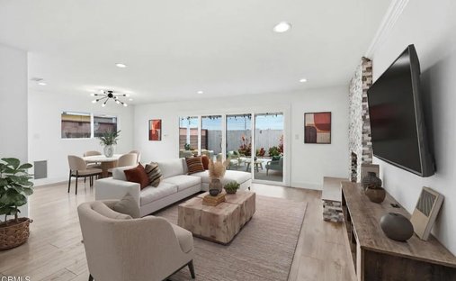 House in Signal Hill, California, United States 1