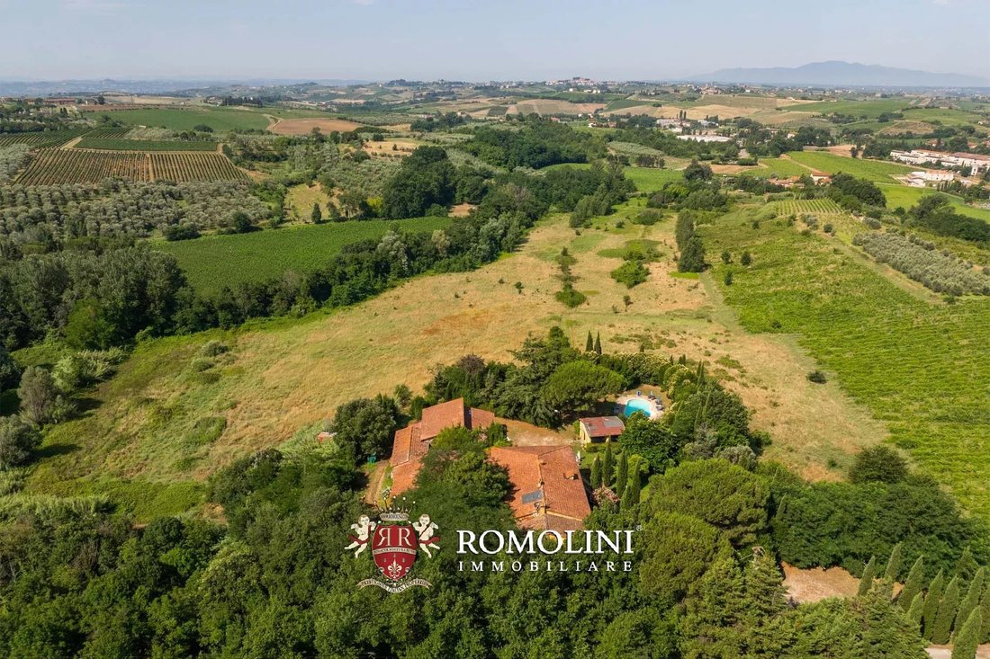 Villa in Center, Vinci, Tuscany 4 - 18404687