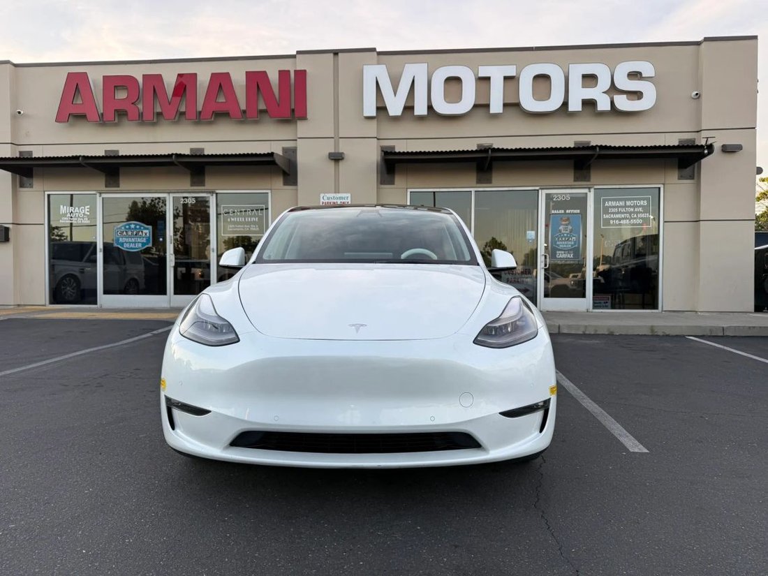 Suv in Sacramento, CA, United States 2 - 18414057