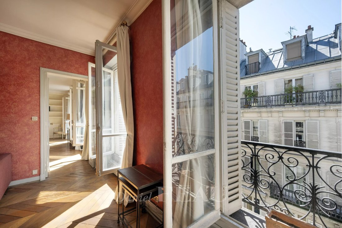 Apartment in Odéon, Paris 6e Arrondissement, Paris 2 - 18404733