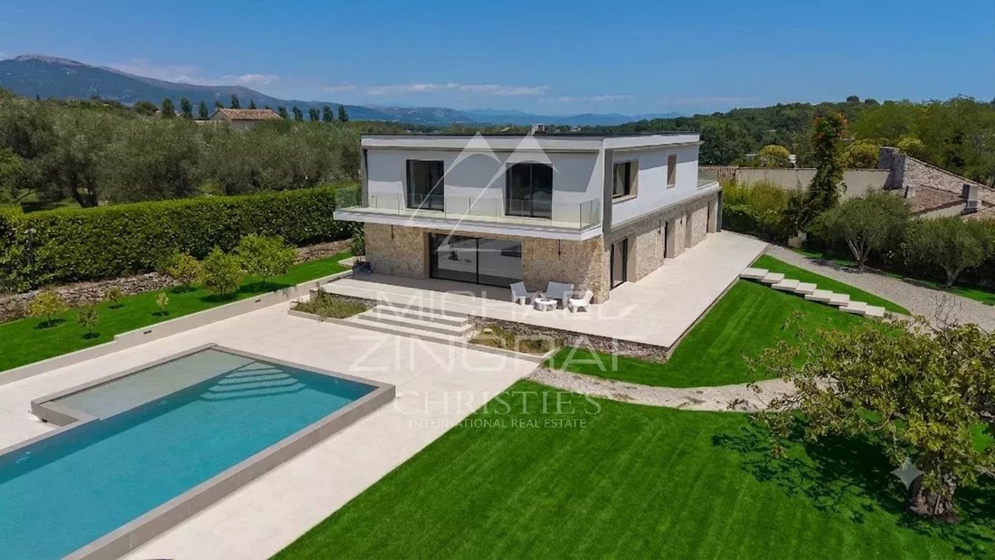 Villa in Valbonne, Provence-Alpes-Côte d'Azur, France 1 - 18405099