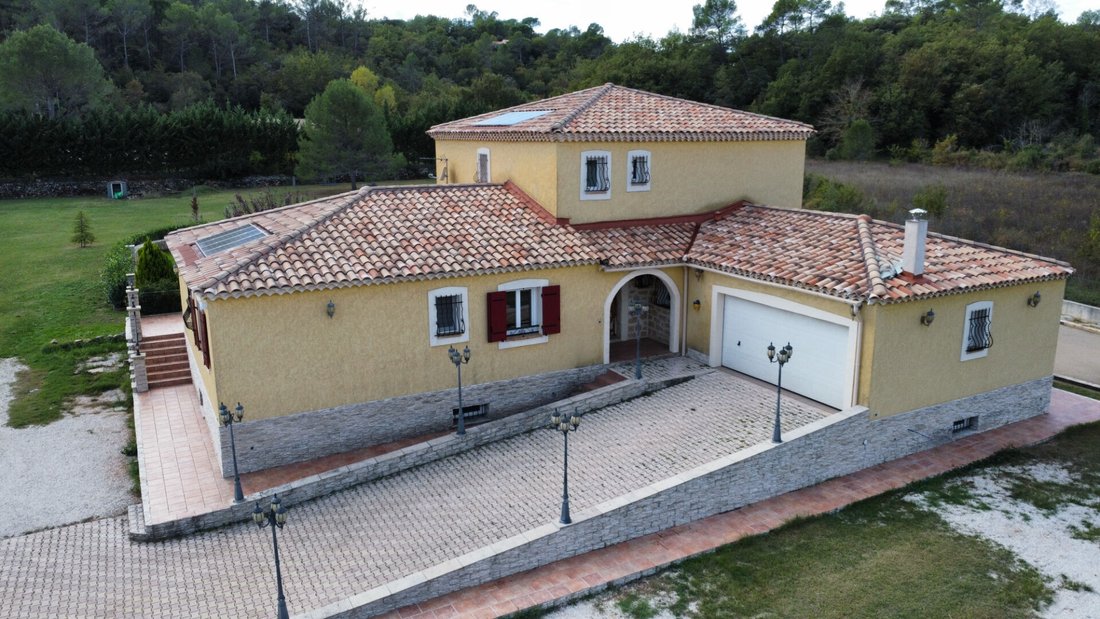 Villa in Tourves, Provence-Alpes-Côte d'Azur, France 2 - 18405426