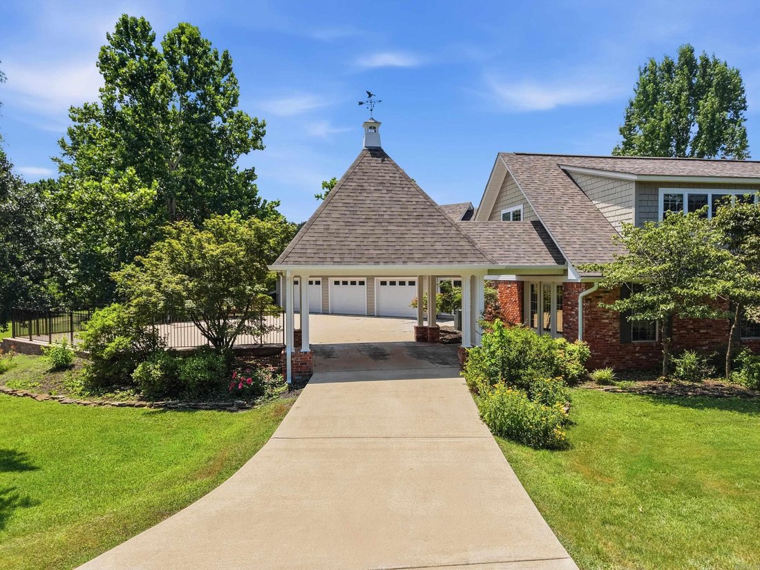 House in Conway, Arkansas, United States 3 - 18402882