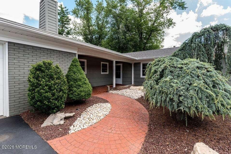 House in Marlboro Township, New Jersey, United States 4 - 18402638