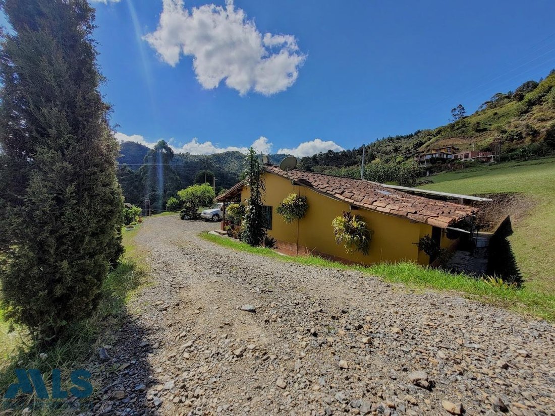 Finca in Guarne, Antioquia, Colombia 2 - 18403492