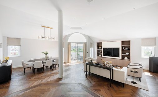 Penthouse in Little Venice, Westminster, England 1