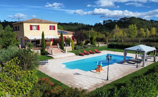 Villa en Tourves, Provenza-Alpes-Costa Azul, Francia 1