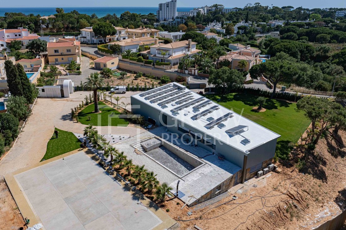 House in Olhos de Agua, Algarve, Portugal 1 - 18412364