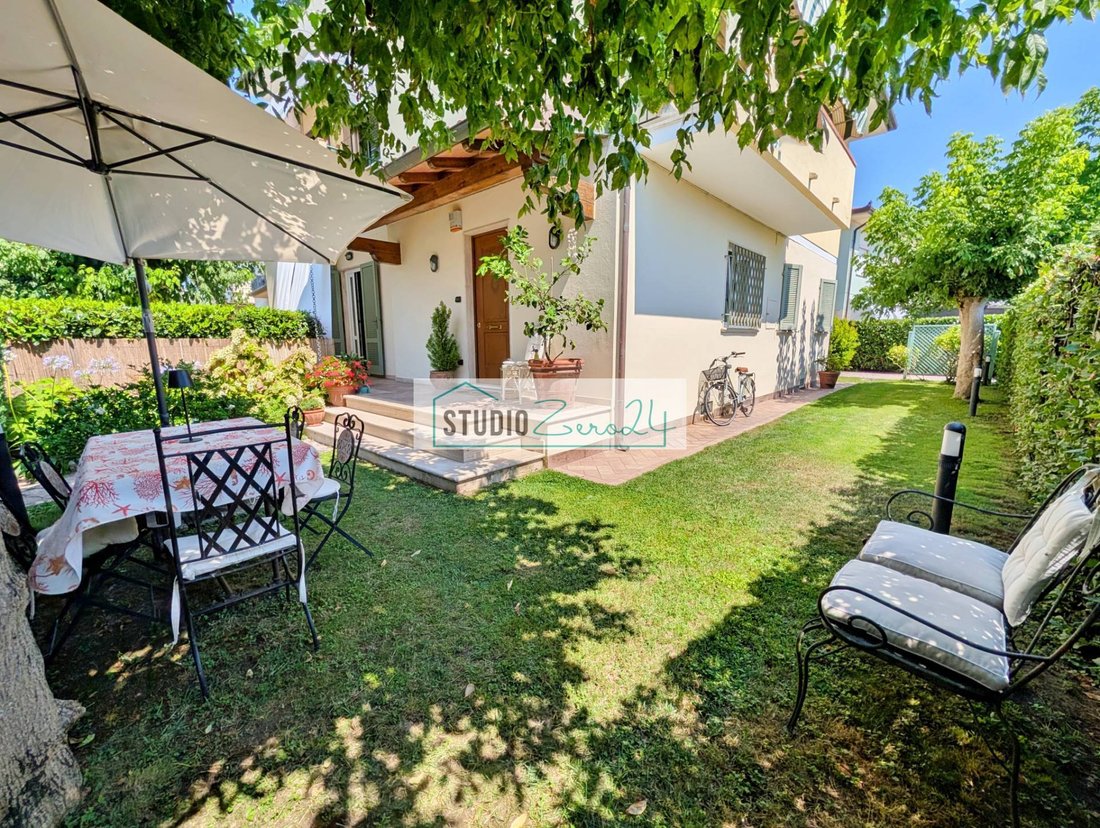 Wohnung in Pietrasanta, Toskana, Italien 1 - 18410252