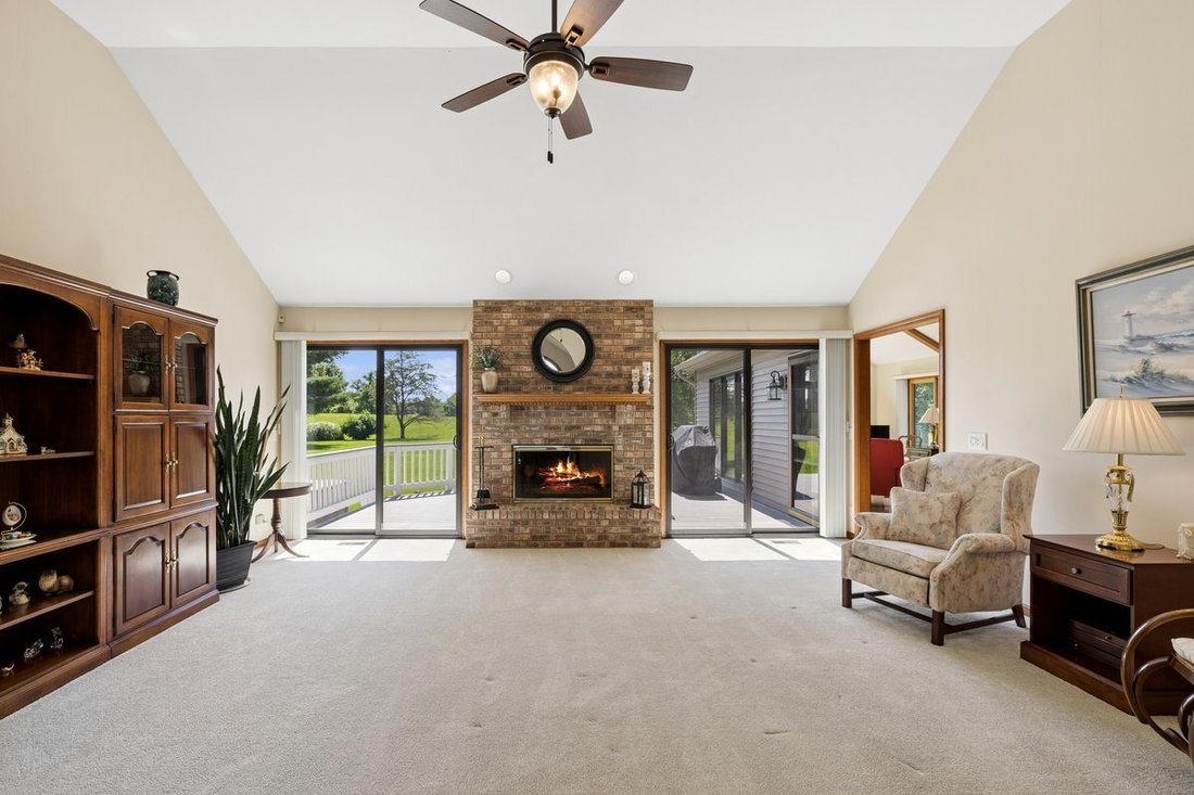 House in Campton Hills, Illinois, United States 4 - 18408452