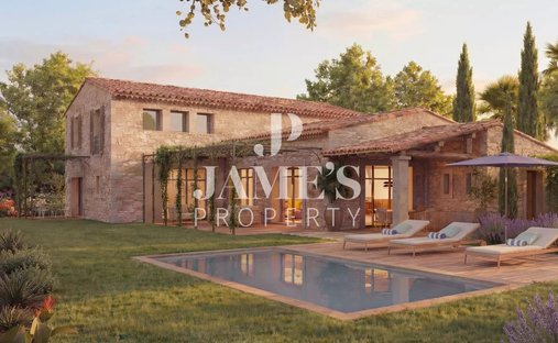 Country House in Paradou, Provence-Alpes-Côte d'Azur, France 1