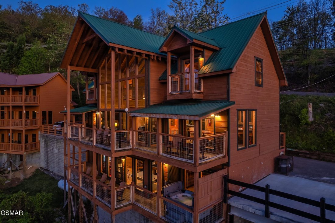 House in Gatlinburg, Tennessee, United States 2 - 18408579