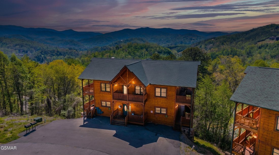 House in Gatlinburg, Tennessee, United States 1 - 18403486