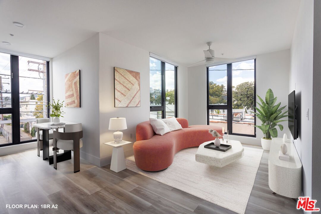 Los Angeles, California, United States 2 - 18415161