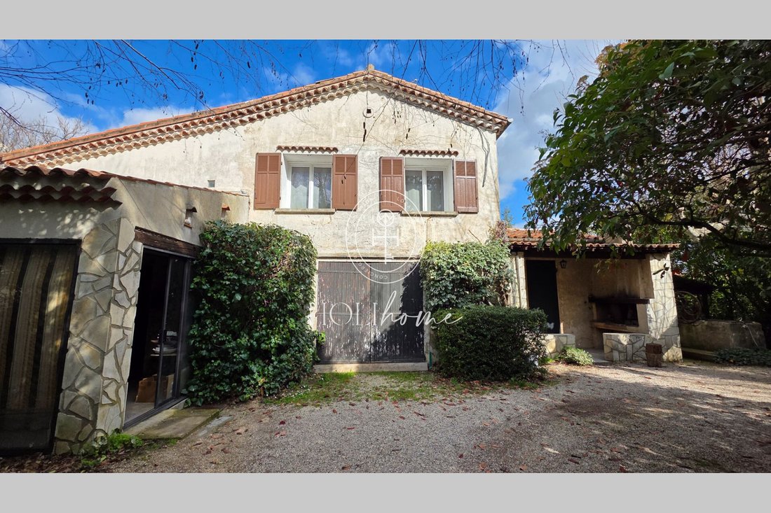 Villa in Trets, Provence-Alpes-Côte d'Azur, France 5 - 18403682