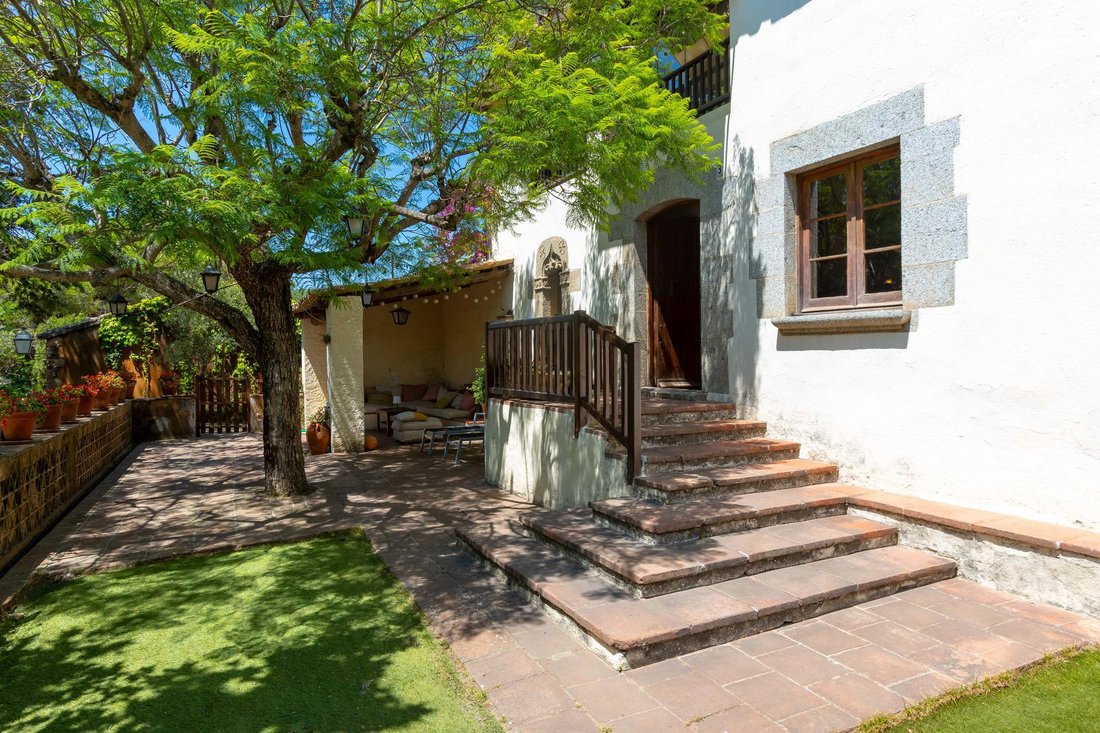Country House in Cabrils, Catalonia, Spain 3 - 18403088