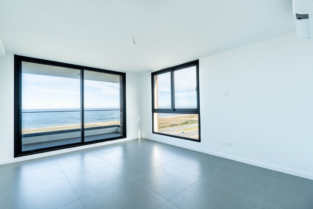 Apartment in Punta del Este, Maldonado Department, Uruguay 5 - 18406969