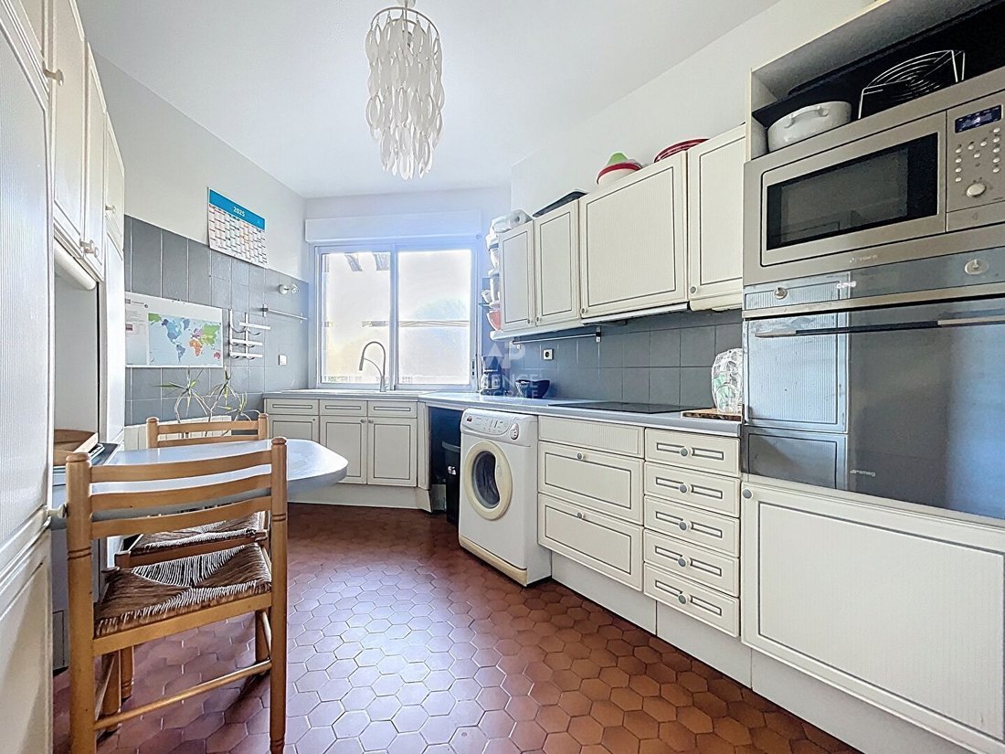 Apartment in Chatou, Ile-de-France, France 5 - 18407548