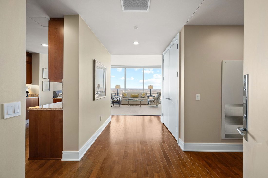 Condo in Chicago, Illinois, United States 2 - 18413594