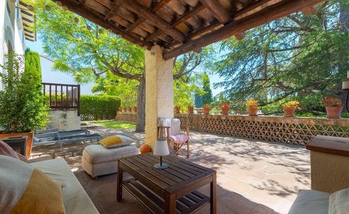 Country House in Cabrils, Catalonia, Spain 1