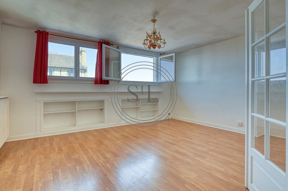 Apartment in Domaine National du Château, Versailles, France 3 - 18407513
