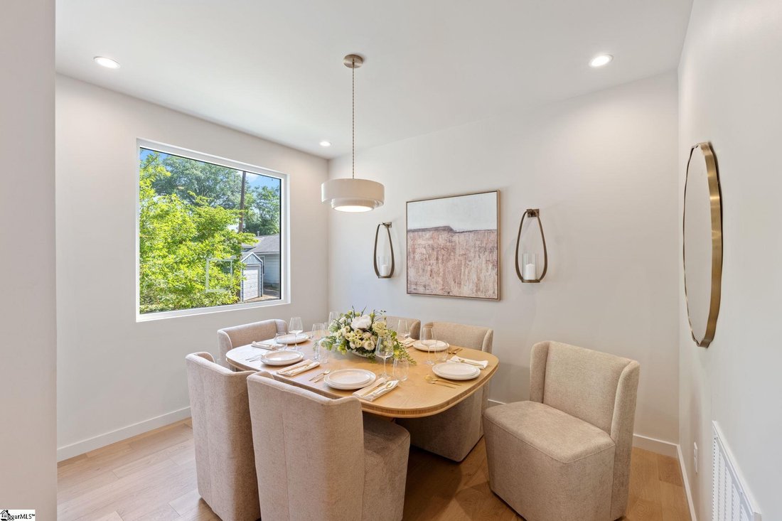 Townhouse in Greenville, South Carolina, United States 5 - 18402927