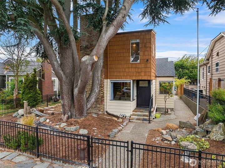 House in Seattle, Washington, United States 1 - 18416499