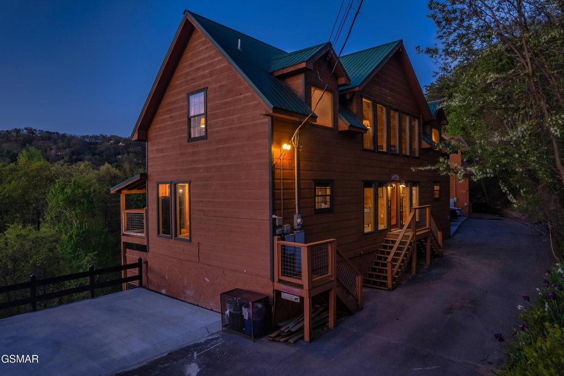 House in Gatlinburg, Tennessee, United States 4 - 18408579