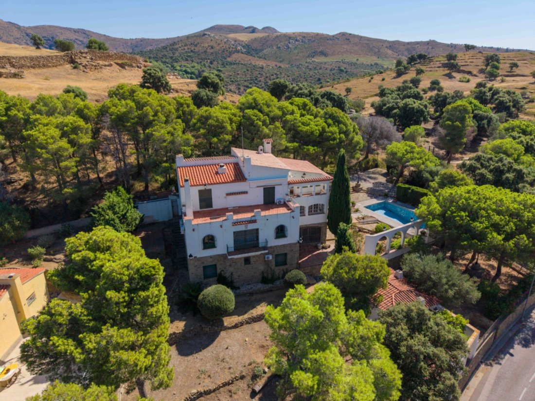 Villa in Roses, Catalonia, Spain 2 - 18412326