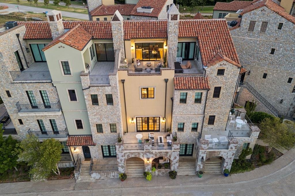 Townhouse in Keller, Texas, United States 2 - 18415022