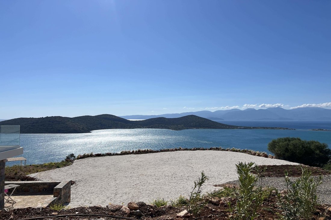 Villa in Community of Elounta, Agios Nikolaos Municipal Unit, Greece 3 - 18403633
