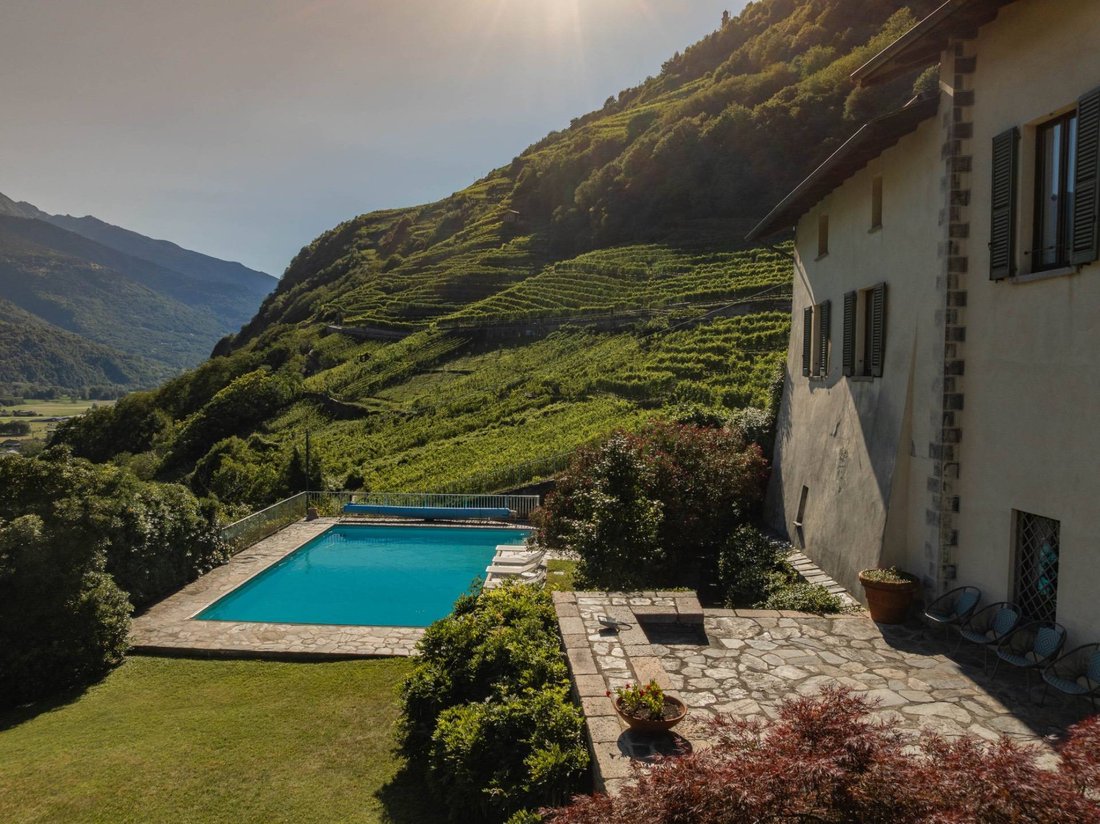 Villa in Teglio, Lombardy, Italy 2 - 18410245